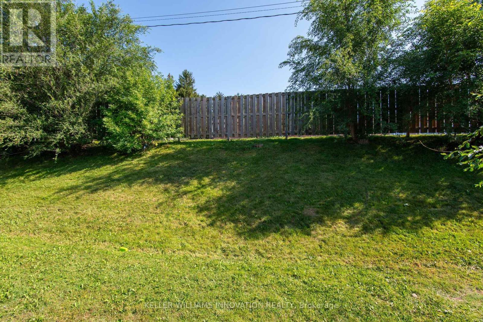 C - 304 Bluevale Street N, Waterloo, Ontario N2J 4G3 - Photo 9 - X13622368