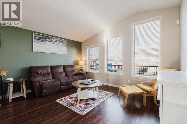 8610- 102a Ave, Grande Prairie, Alberta  T8X 0B5 - Photo 4 - A2325963