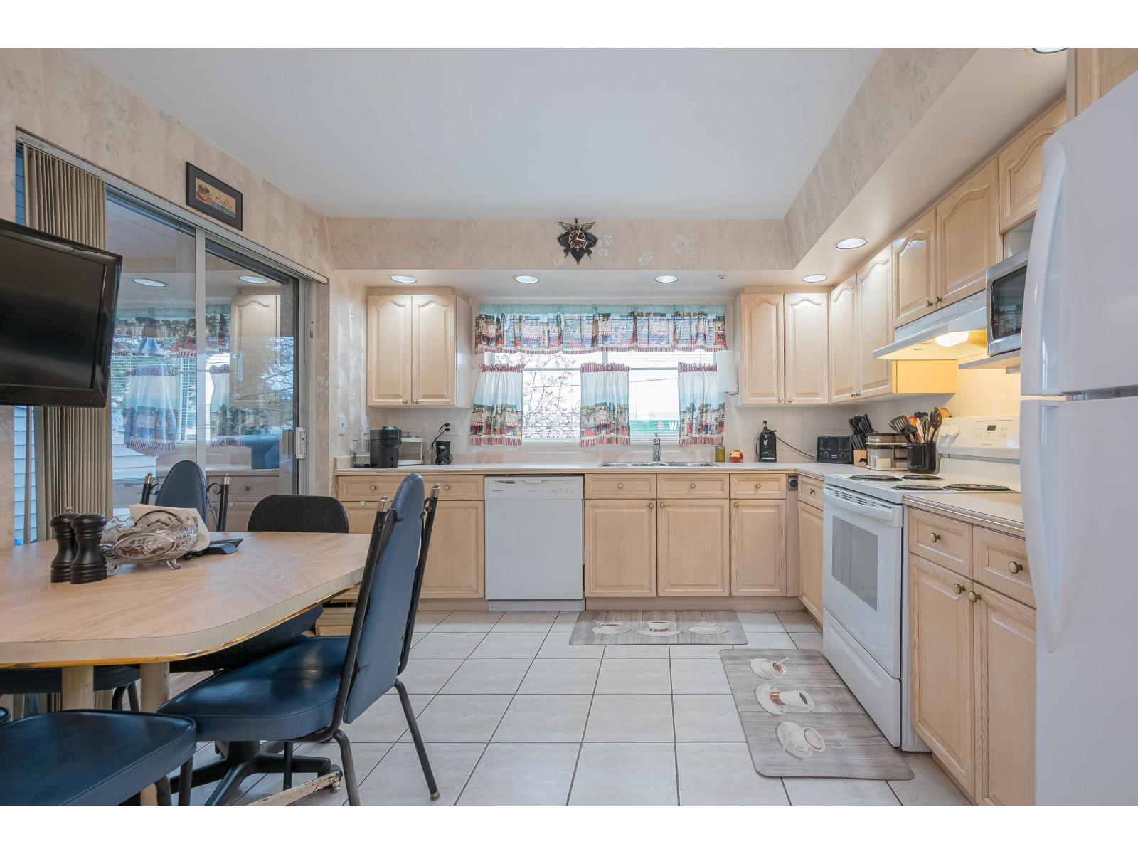 103 5776 200 Street, Langley, British Columbia  V3A 1M8 - Photo 12 - R3105993