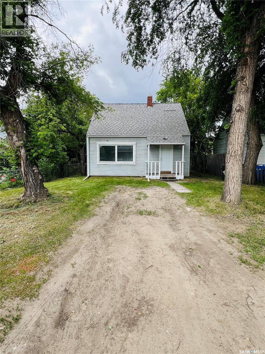 568 7th STREET E, Prince Albert, Saskatchewan