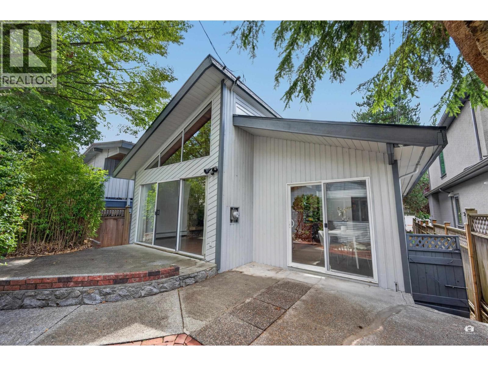 3771 W 30th Avenue, Vancouver, British Columbia V6S 1W7 - Photo 3 - R3152206