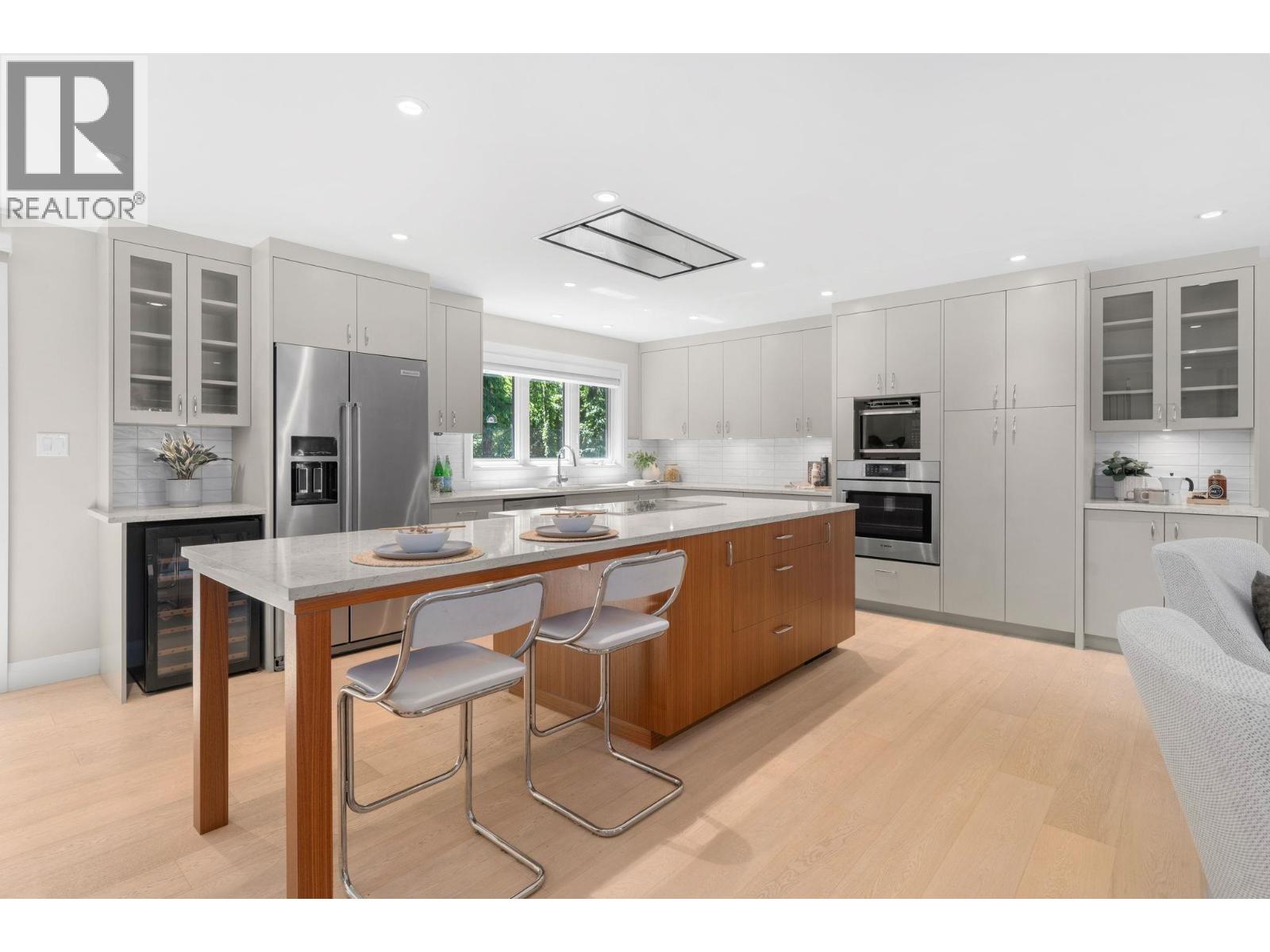 1776 Medwin Place, North Vancouver, British Columbia V7H 2K4 - Photo 8 - R3141718