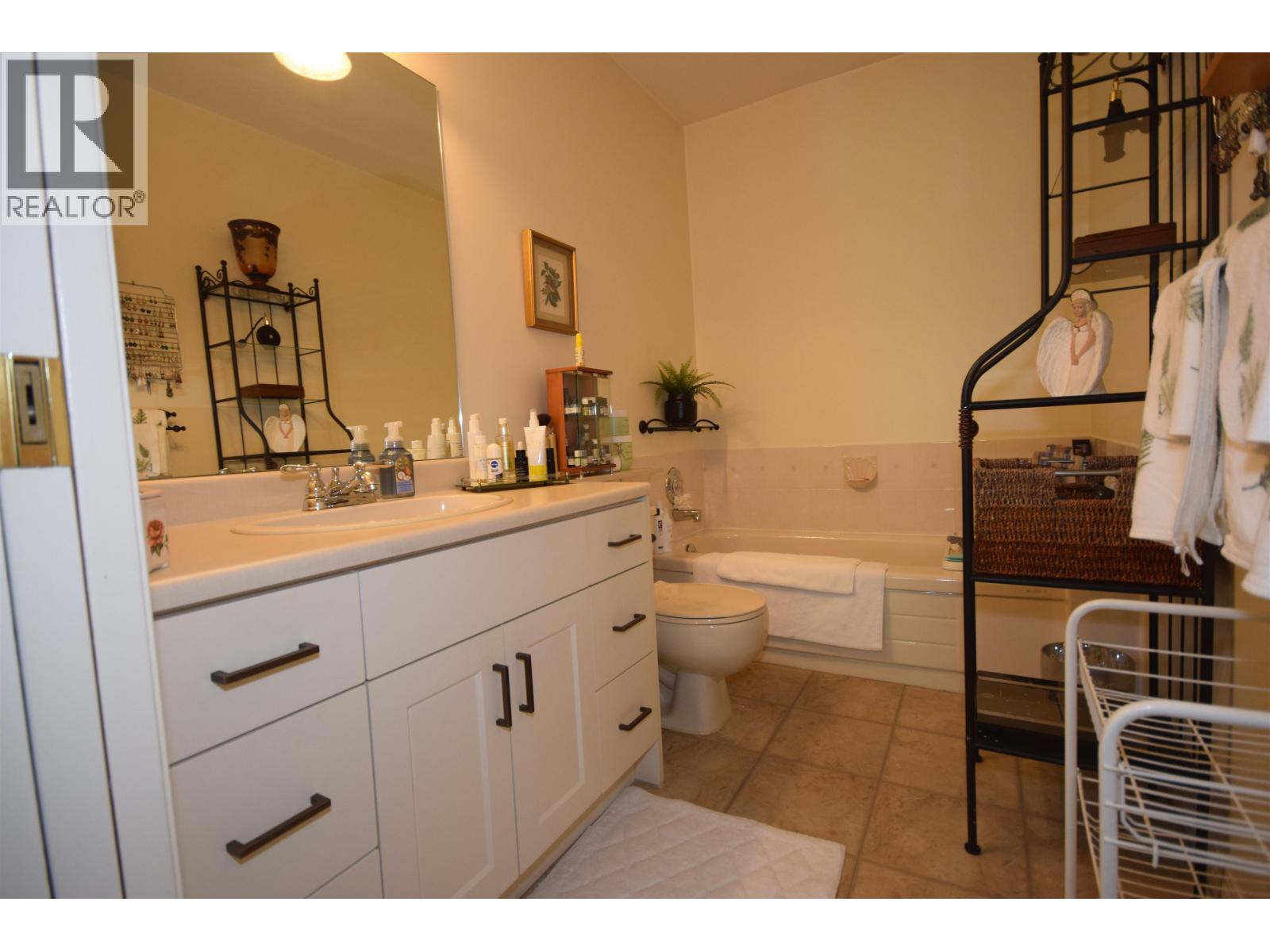 210 74 Miner Street, New Westminster, British Columbia V3L 5N6 - Photo 8 - R3152765