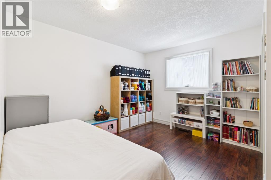 70 Discovery Ridge Court SW, Calgary, Alberta  T3H 4R3 - Photo 19 - A2332545