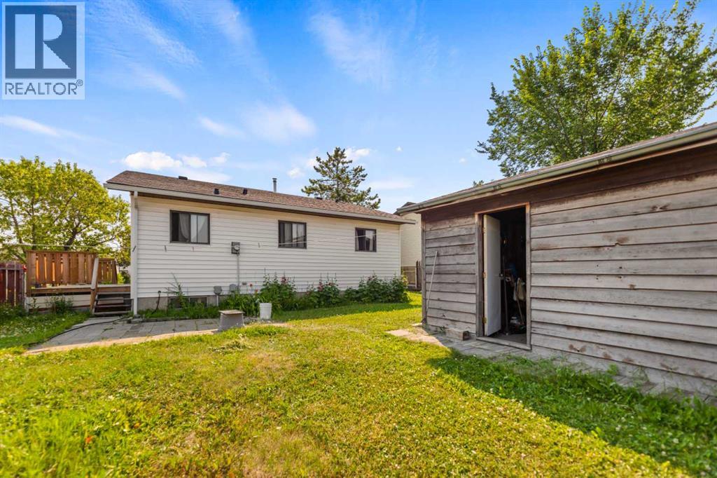 6772 Temple Drive NE, Calgary, Alberta  T1Y 5E6 - Photo 25 - A2333375