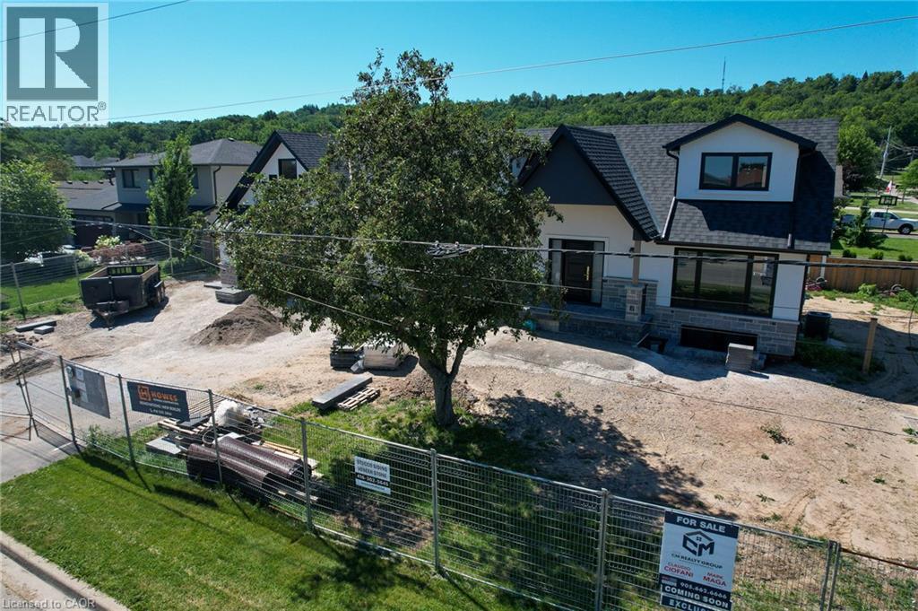 24 Royce Avenue, Stoney Creek, Ontario  L8G 3B5 - Photo 5 - 40853578