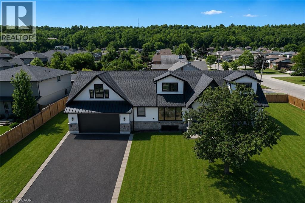 24 ROYCE Avenue, Stoney Creek, Ontario