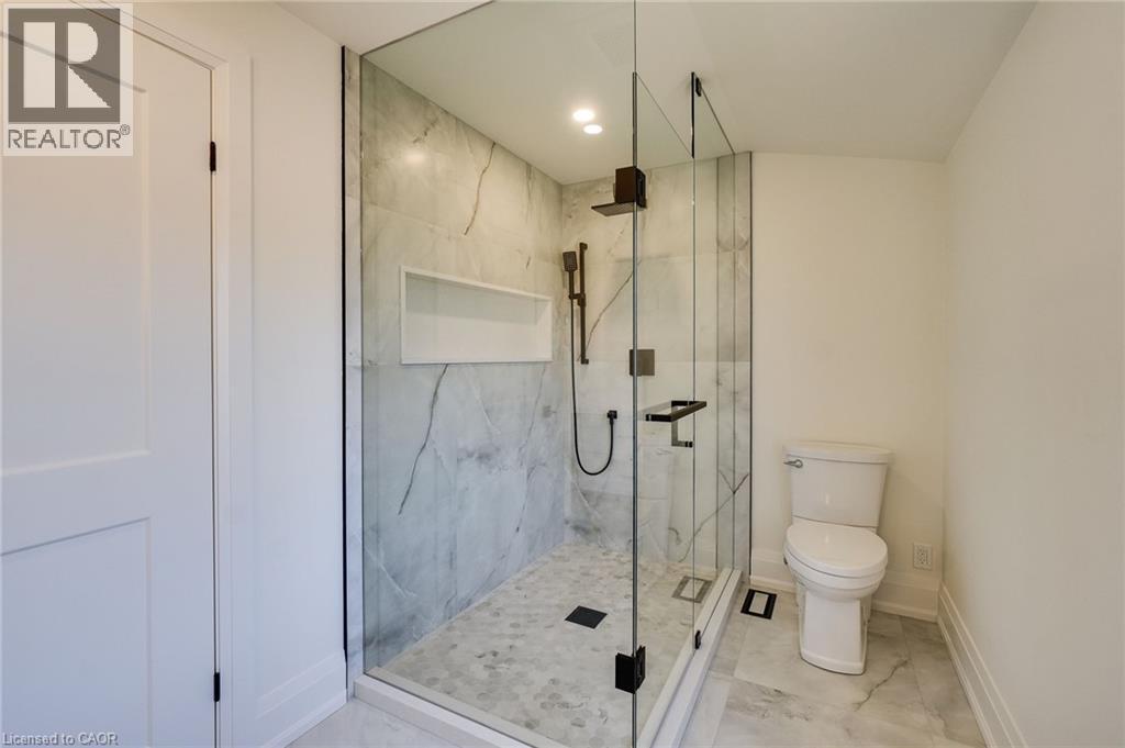 24 Royce Avenue, Stoney Creek, Ontario  L8G 3B5 - Photo 36 - 40853578