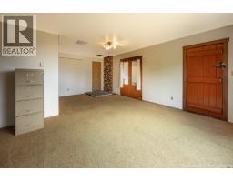 6350 Lakeshore Drive NE