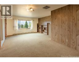 6350 Lakeshore Drive NE