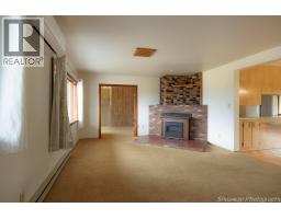 6350 Lakeshore Drive NE
