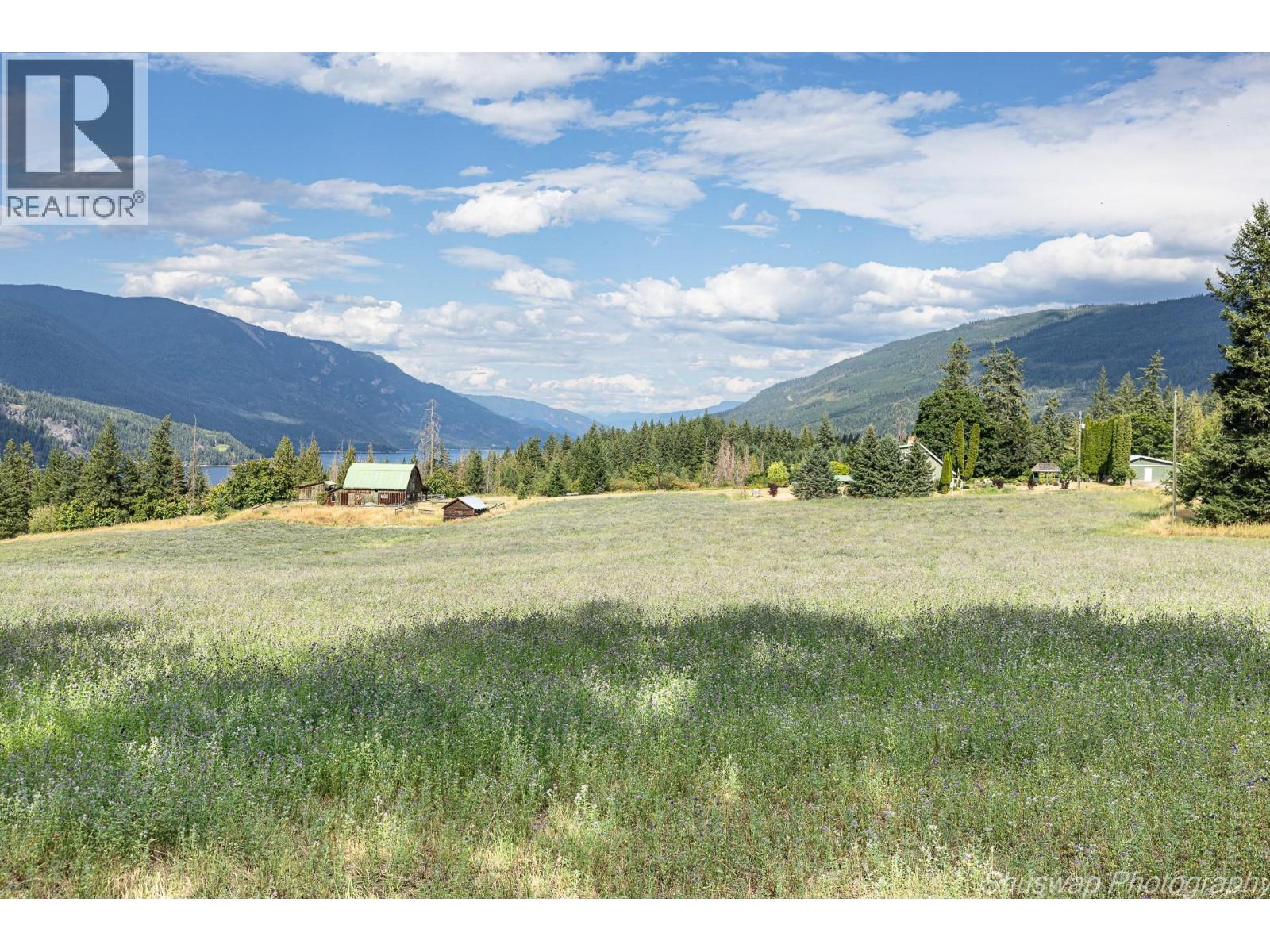 6350 Lakeshore Drive NE, Salmon Arm, British Columbia  V1E 4N1 - Photo 39 - 10396361