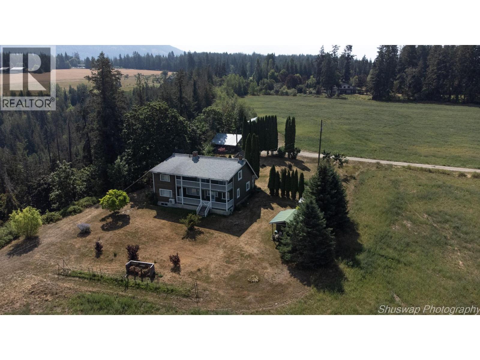 6350 Lakeshore Drive NE, Salmon Arm, British Columbia  V1E 4N1 - Photo 44 - 10396361