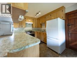 6350 Lakeshore Drive NE