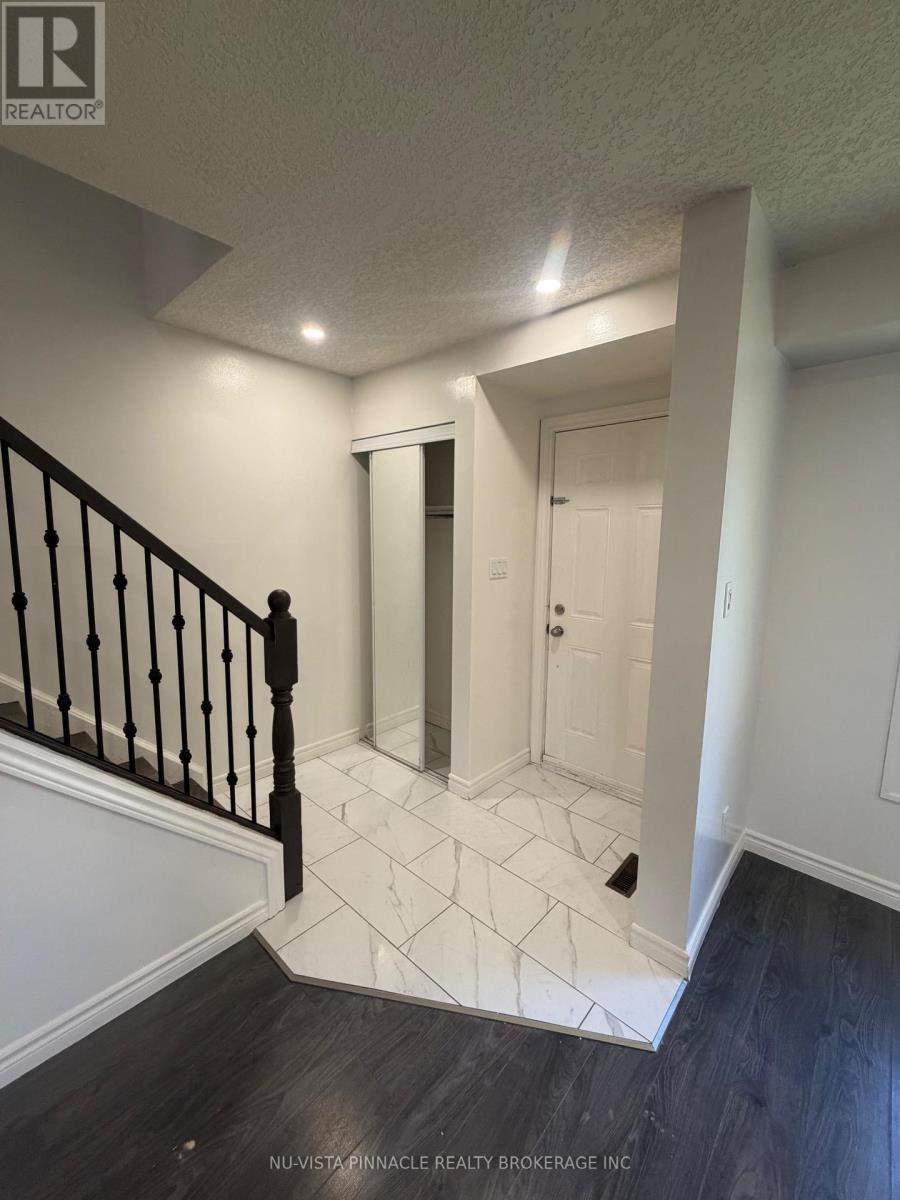 26 - 1725 Ernest Avenue, London South, Ontario  N6E 2W3 - Photo 2 - X13641740