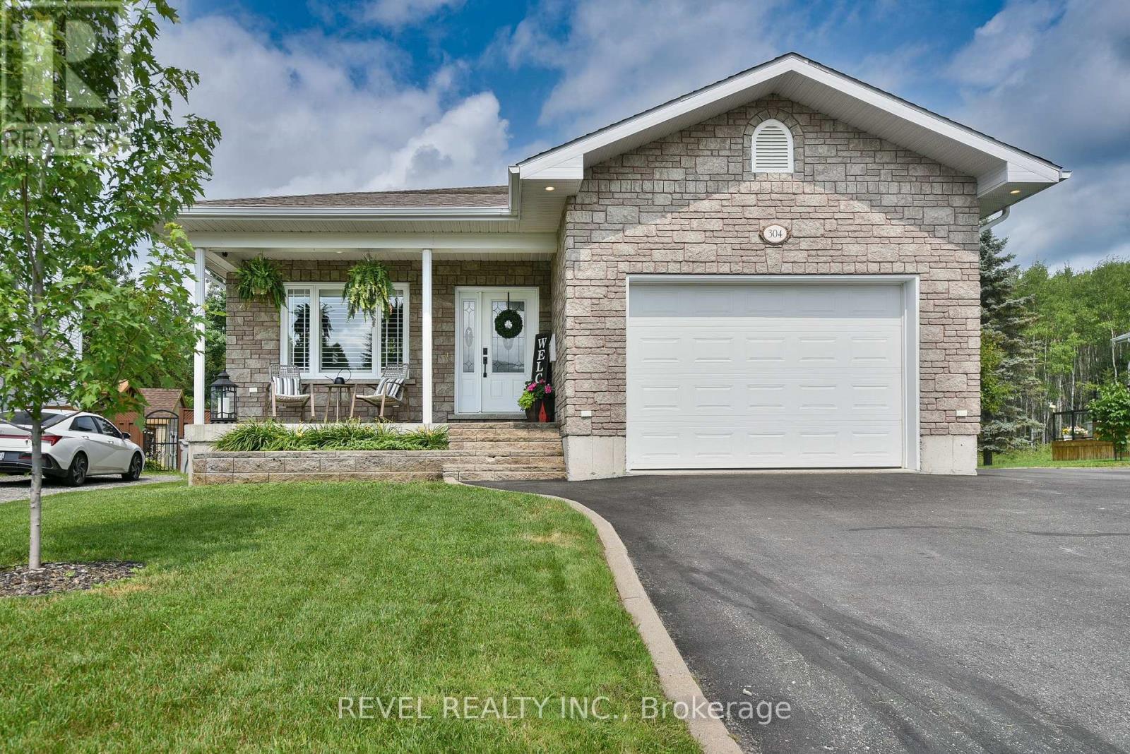 304 JV BONHOMME BOULEVARD, Timmins, Ontario