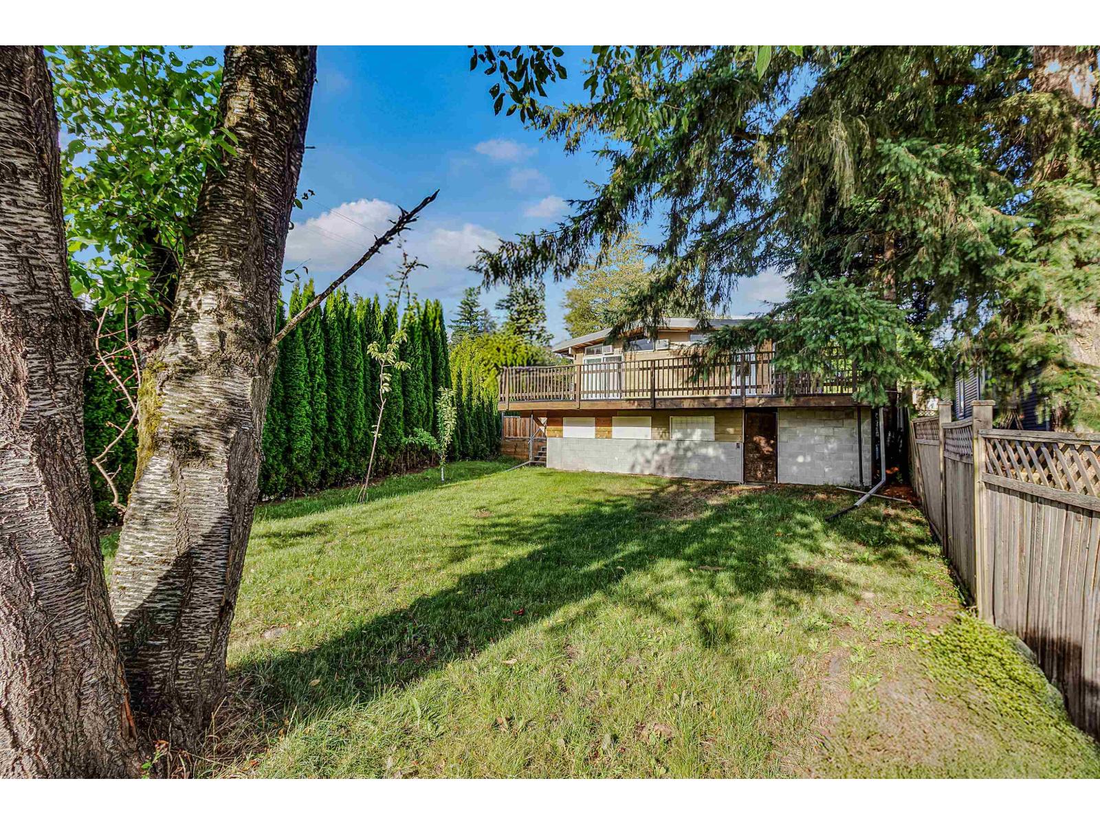 9387 140 Street, Surrey, British Columbia  V3V 5Z3 - Photo 11 - R3152359