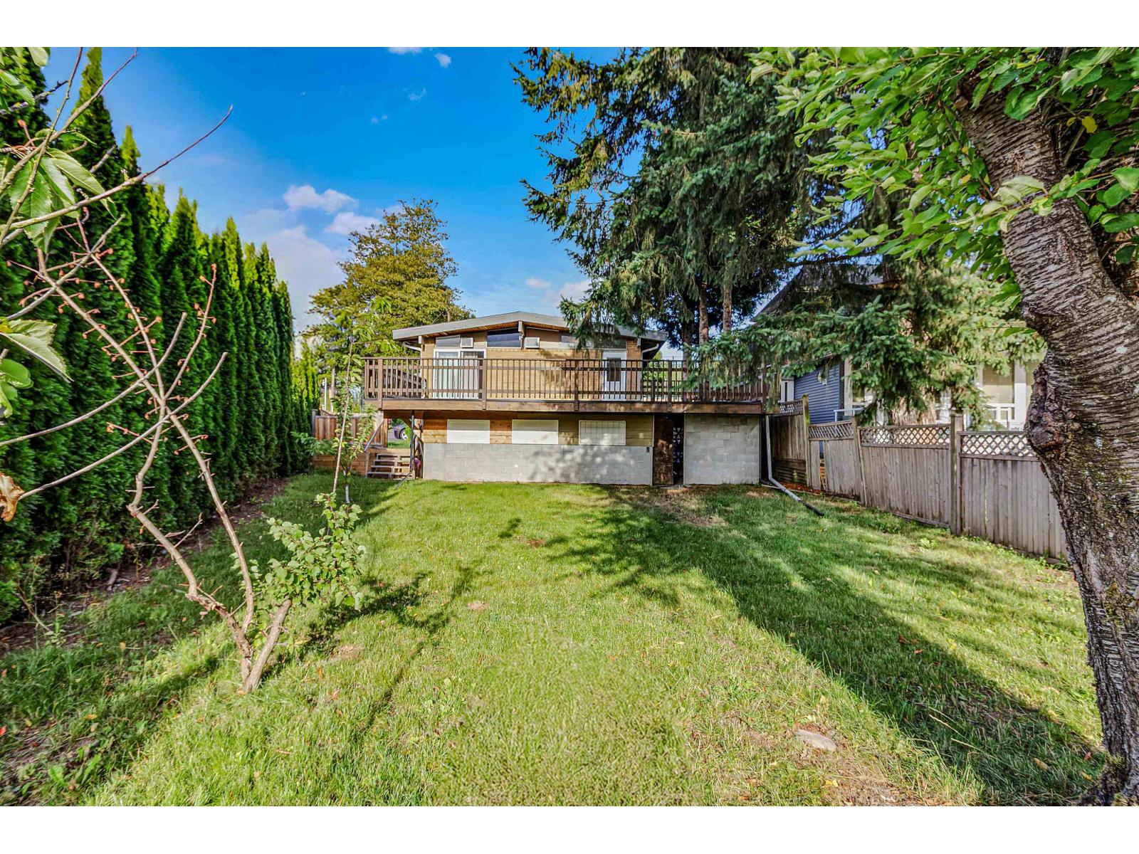 9387 140 Street, Surrey, British Columbia  V3V 5Z3 - Photo 12 - R3152359