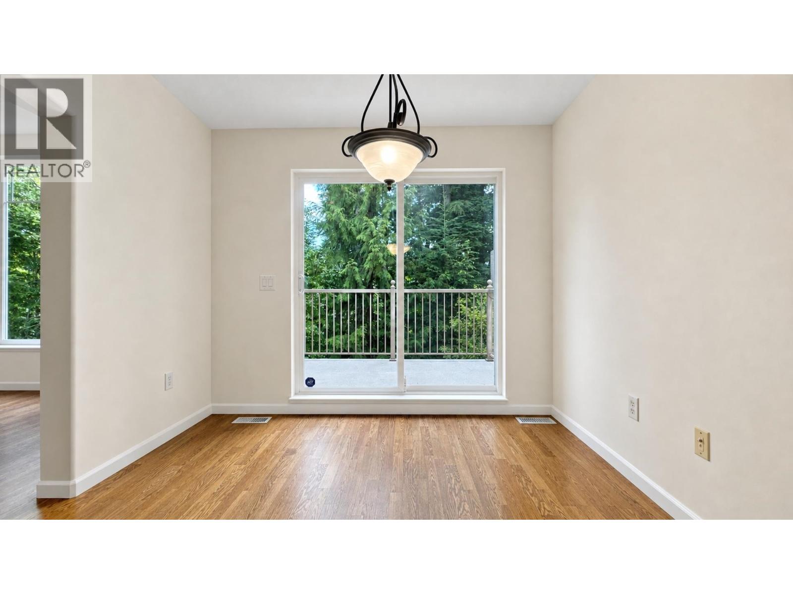 35 2351 Parkway Boulevard, Coquitlam, British Columbia  V3E 3P2 - Photo 11 - R3138882