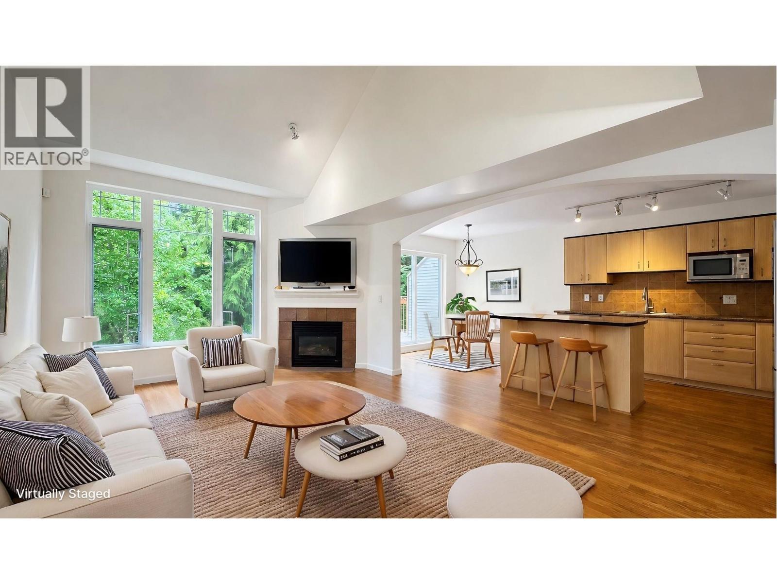 35 2351 Parkway Boulevard, Coquitlam, British Columbia  V3E 3P2 - Photo 2 - R3138882