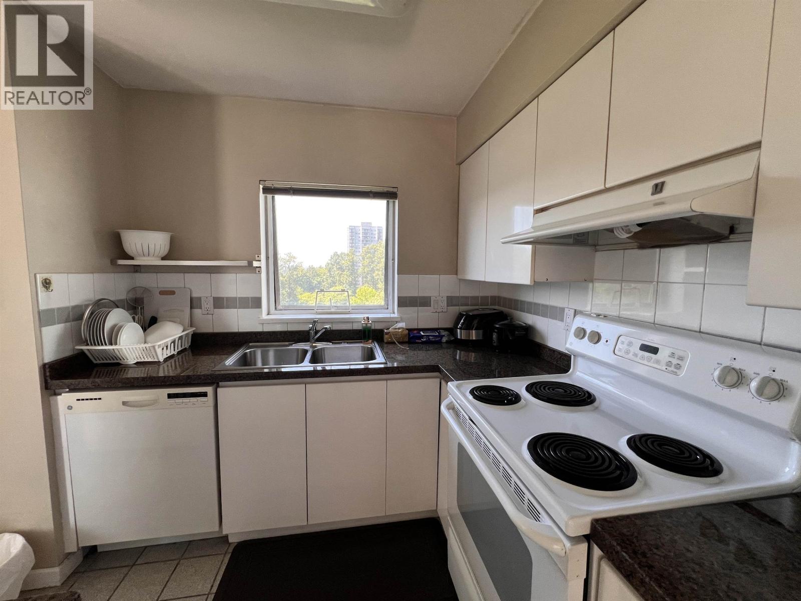 906 9623 Manchester Drive, Burnaby, British Columbia V3N 4Y8 - Photo 21 - R3152820