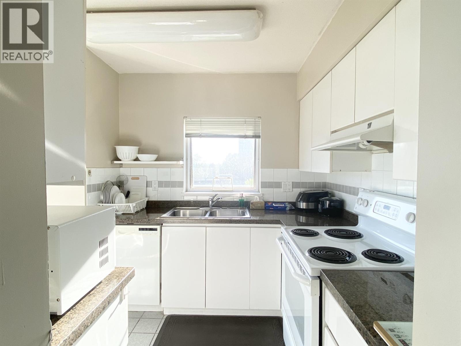906 9623 Manchester Drive, Burnaby, British Columbia V3N 4Y8 - Photo 20 - R3152820