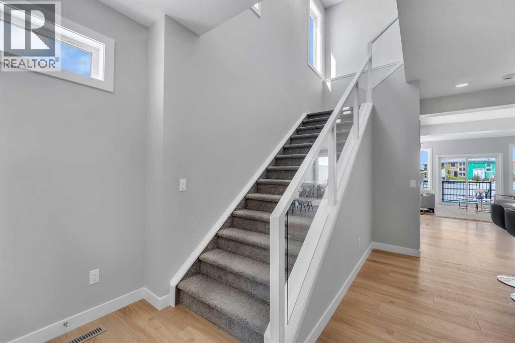 390 South Shore Drive, Chestermere, Alberta  T1X 2Y6 - Photo 3 - A2325189