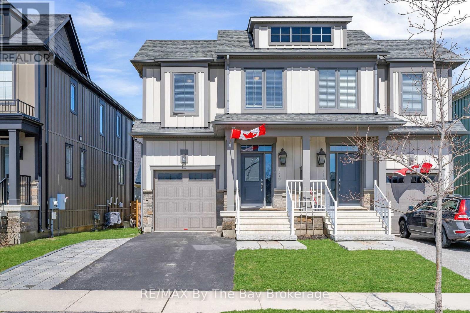 112 Sycamore Street, Blue Mountains, Ontario  L9Y 4E2 - Photo 1 - X13010780