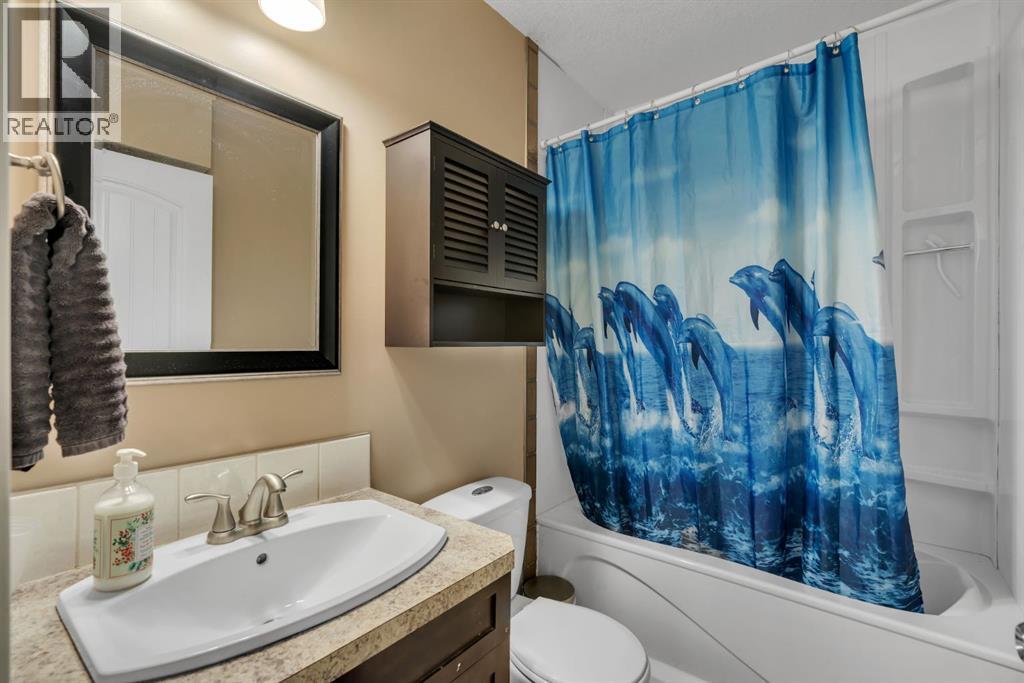 71 Canals Close SW, Airdrie, Alberta  T4B 0S6 - Photo 43 - A2330199