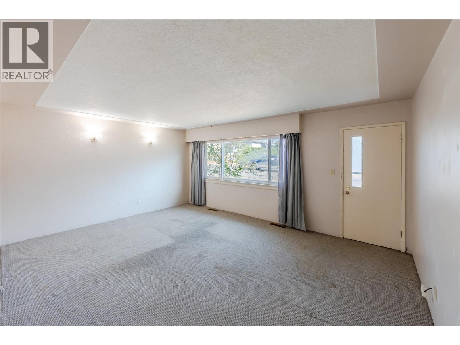8903 74th Avenue Osoyoos Photo 12