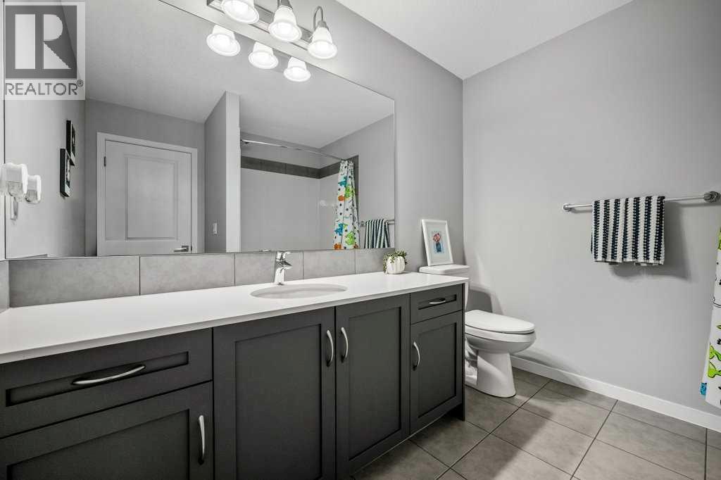 114 Crestbrook Way SW, Calgary, Alberta  T3B 6H1 - Photo 32 - A2333161