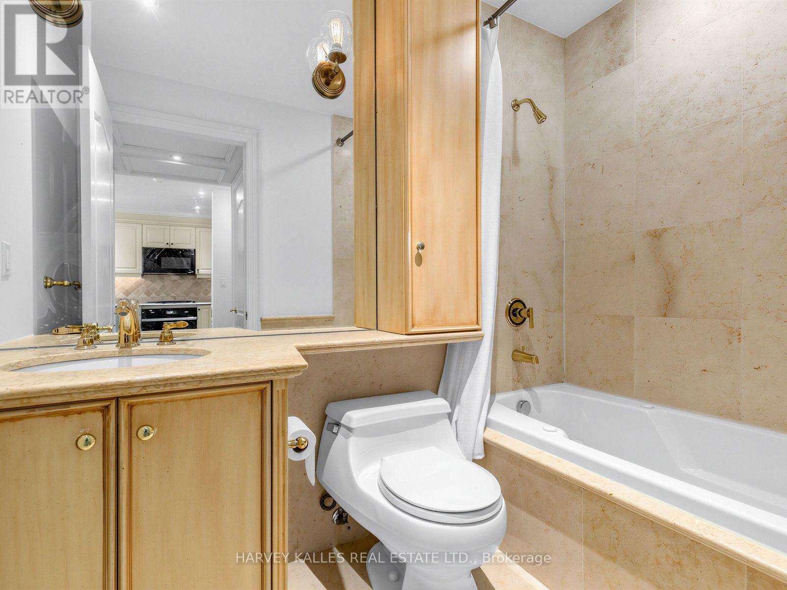 704 - 33 Delisle Avenue, Toronto, Ontario  M4V 3C7 - Photo 22 - C13641528