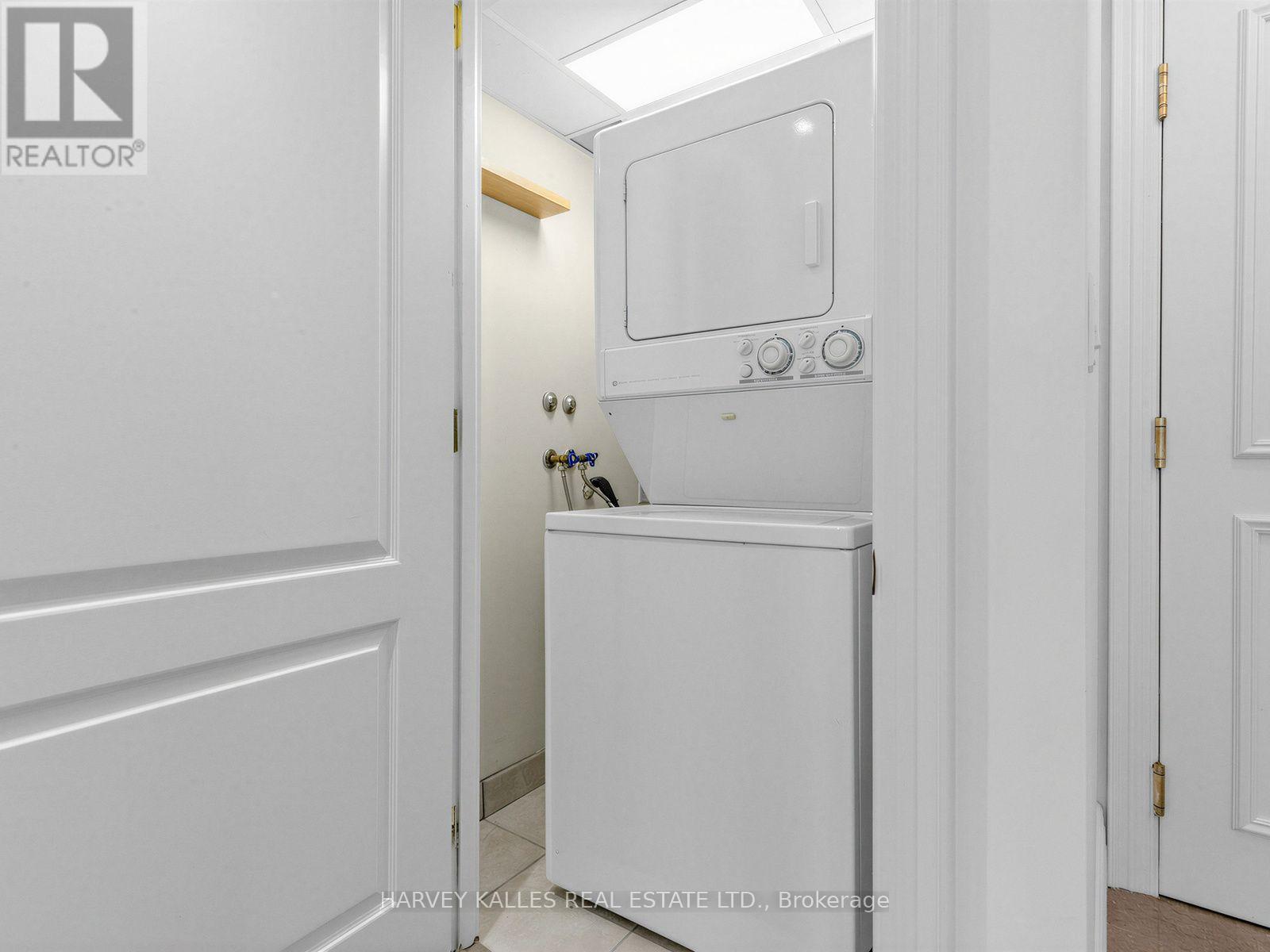 704 - 33 Delisle Avenue, Toronto, Ontario  M4V 3C7 - Photo 24 - C13641528