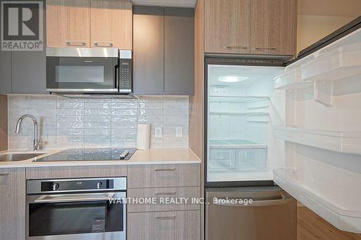 1018 - 30 Dreamers Way, Toronto, Ontario  M5A 2G5 - Photo 4 - C13641572