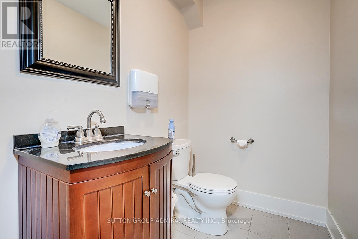 1184 Eglinton Avenue W, Toronto, Ontario  M6C 2E3 - Photo 20 - C13641642