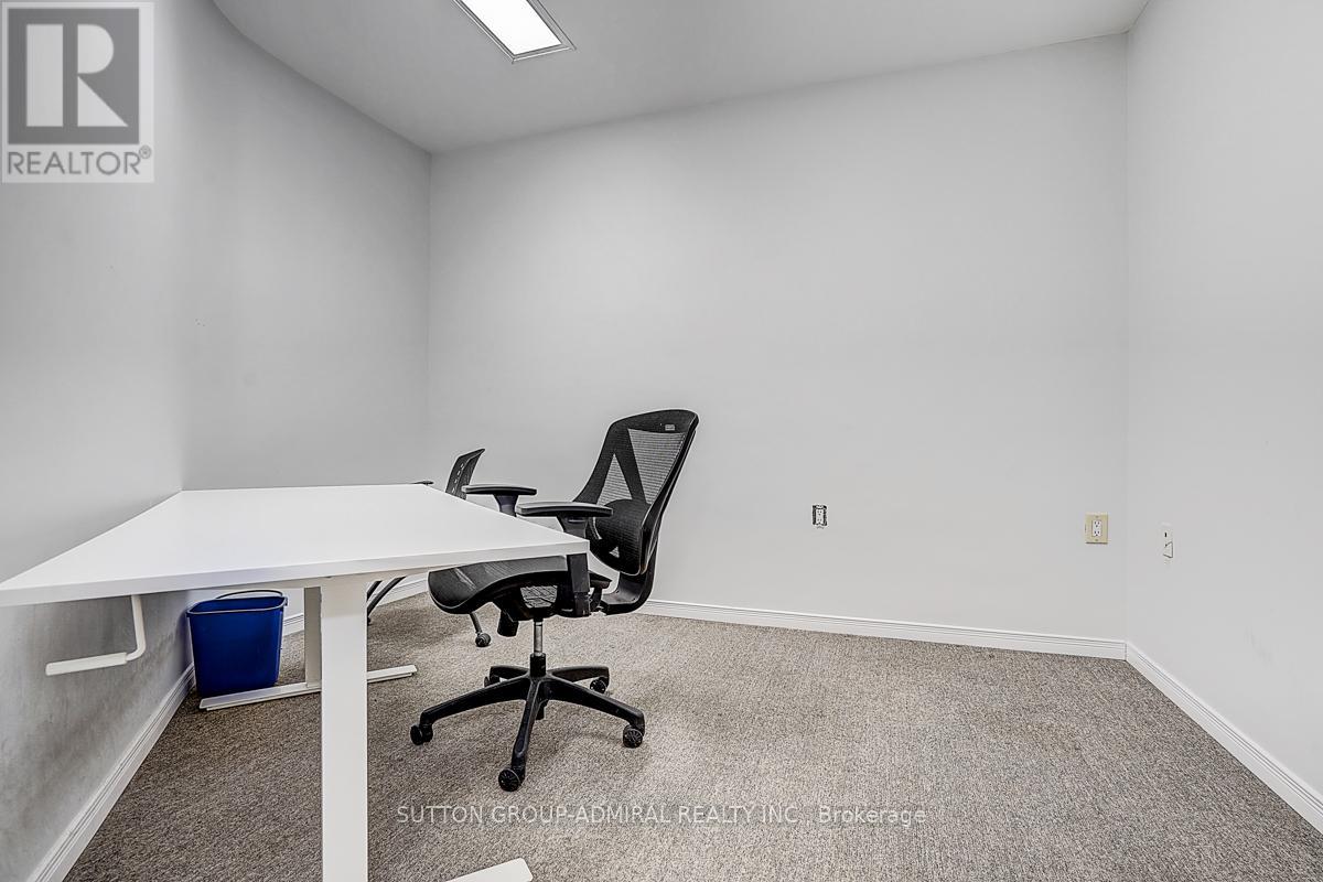 1184 Eglinton Avenue W, Toronto, Ontario  M6C 2E3 - Photo 9 - C13641642
