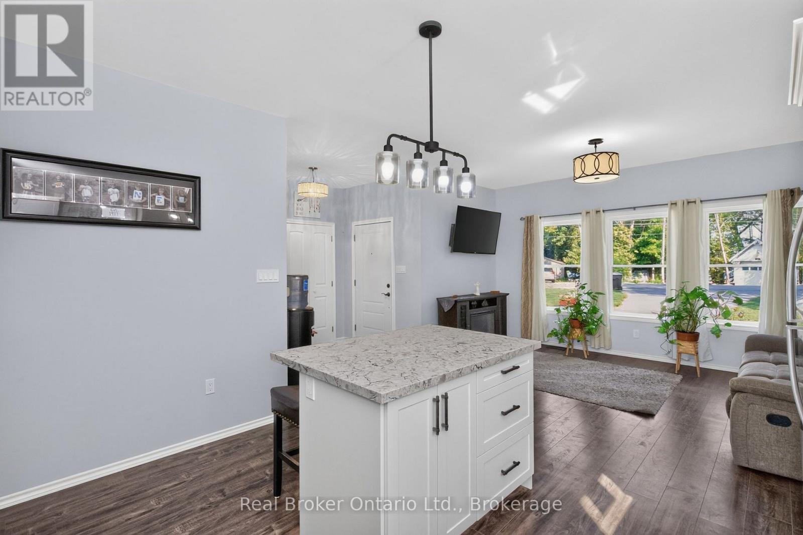 75 Bourgeois Beach Road, Tay, Ontario  L0K 2A0 - Photo 11 - S13641536
