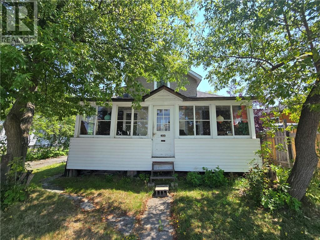 304 Leslie Street, Sudbury, Ontario  P3B 2T5 - Photo 1 - 2129643