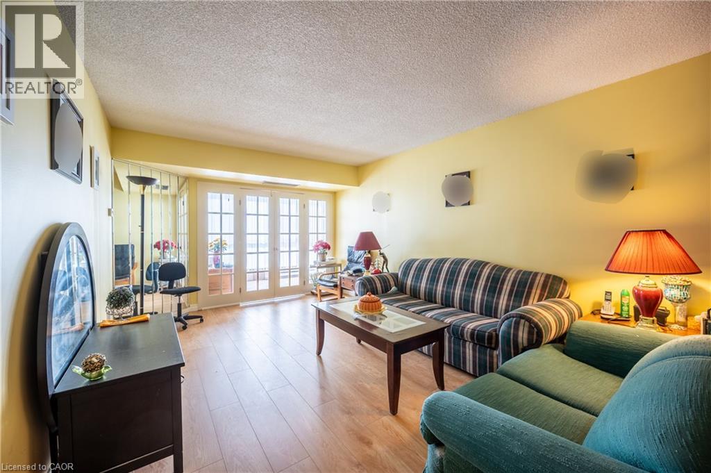 265 Westcourt Place Unit# 807, Waterloo, Ontario  N2L 6E4 - Photo 14 - 40852874