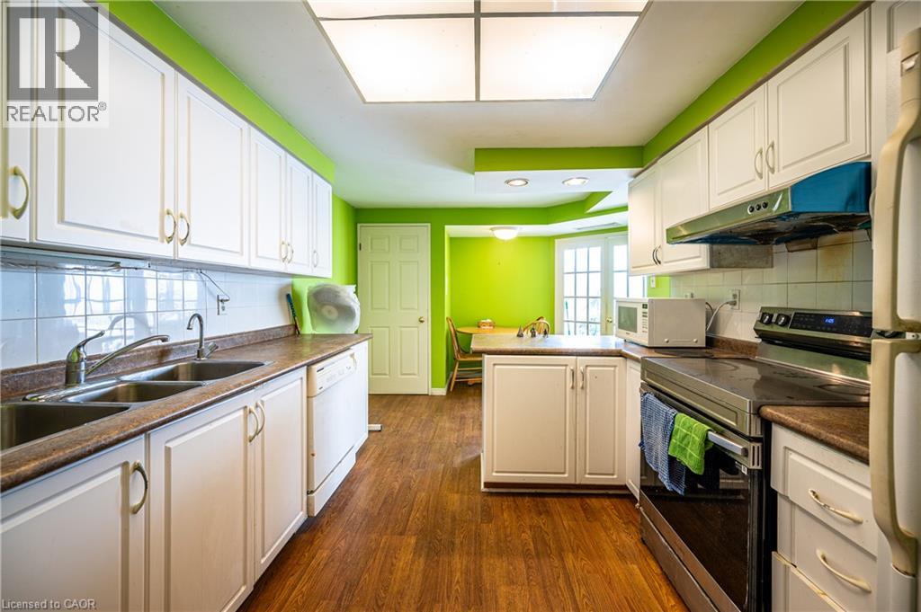 265 Westcourt Place Unit# 807, Waterloo, Ontario  N2L 6E4 - Photo 15 - 40852874
