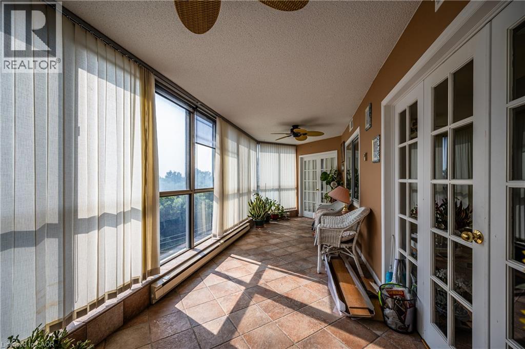 265 Westcourt Place Unit# 807, Waterloo, Ontario  N2L 6E4 - Photo 18 - 40852874