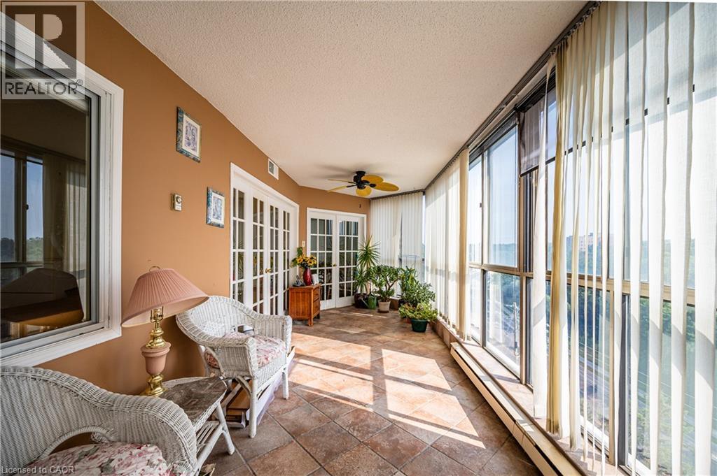 265 Westcourt Place Unit# 807, Waterloo, Ontario  N2L 6E4 - Photo 20 - 40852874