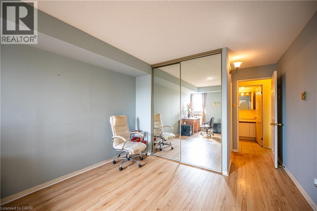 265 Westcourt Place Unit# 807, Waterloo, Ontario  N2L 6E4 - Photo 25 - 40852874