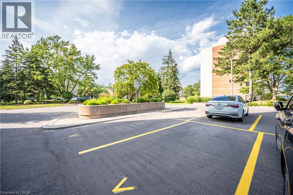 265 Westcourt Place Unit# 807, Waterloo, Ontario  N2L 6E4 - Photo 4 - 40852874