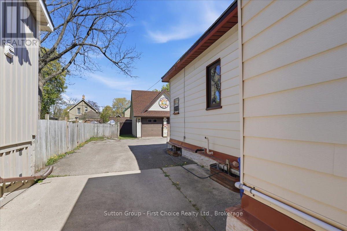 49 Well Street, Stratford, Ontario  N5A 4L8 - Photo 32 - X13641550