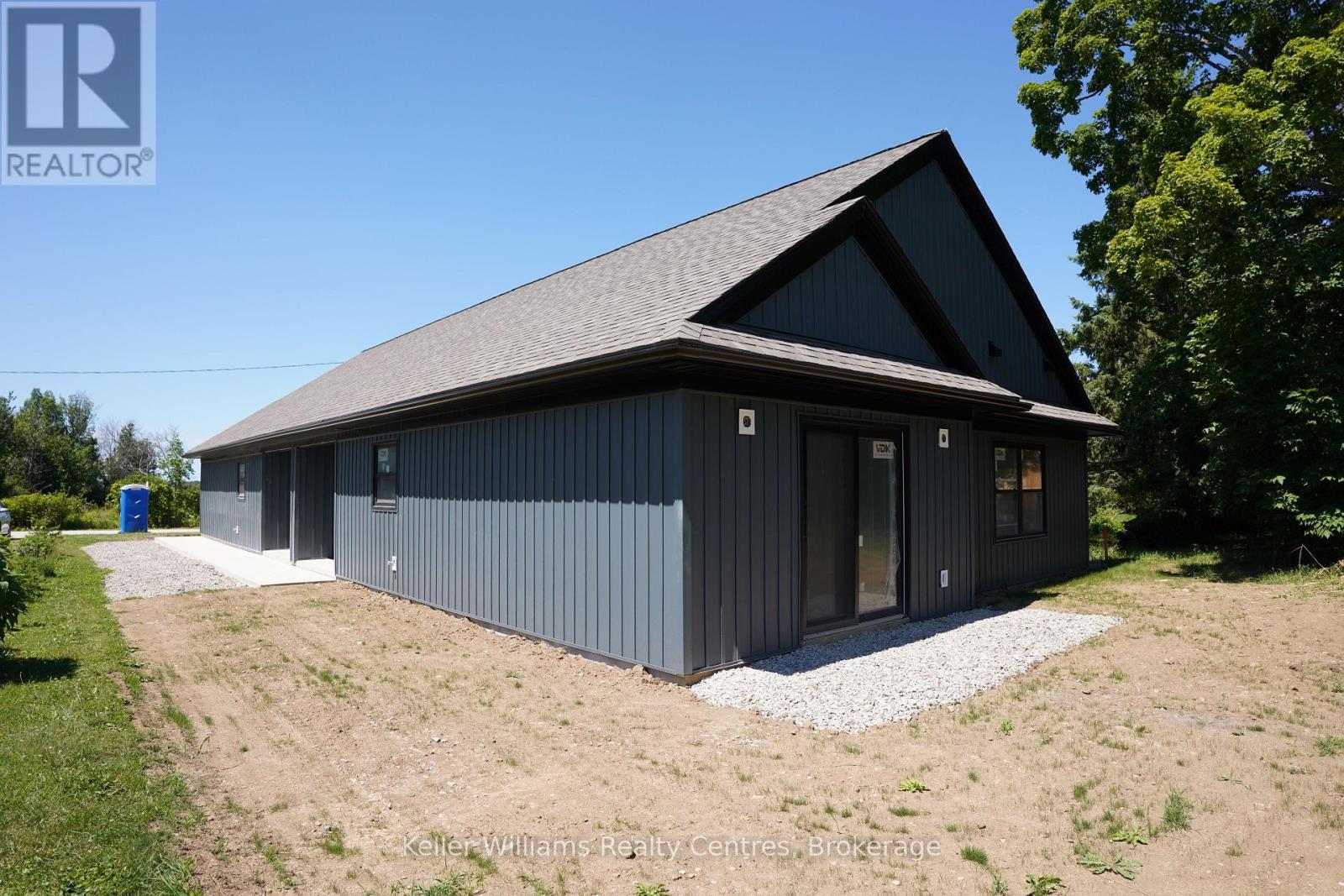 665 Watson Street, South Bruce Peninsula, Ontario  N0H 2T0 - Photo 2 - X13641590