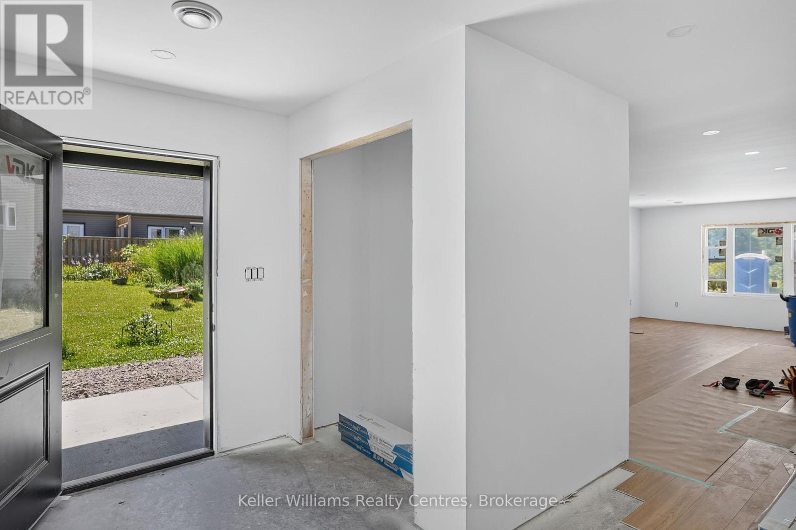 665 Watson Street, South Bruce Peninsula, Ontario  N0H 2T0 - Photo 8 - X13641590
