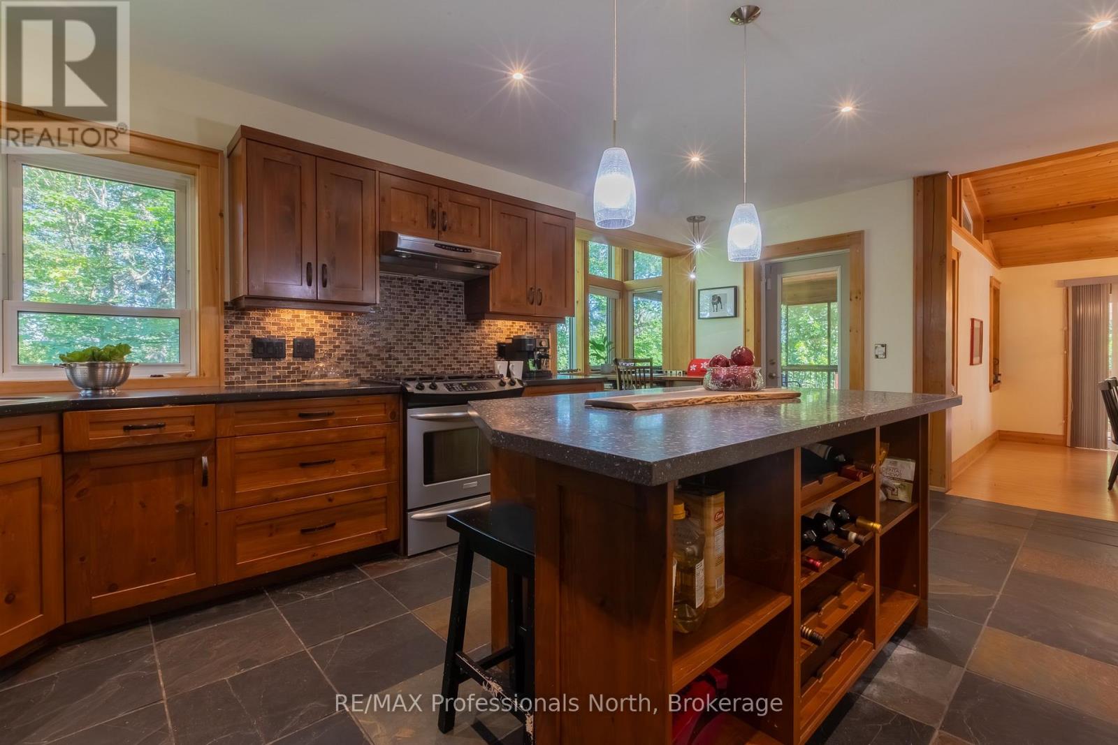 1756 Brunel Road, Huntsville, Ontario  P1H 2J3 - Photo 23 - X13641596