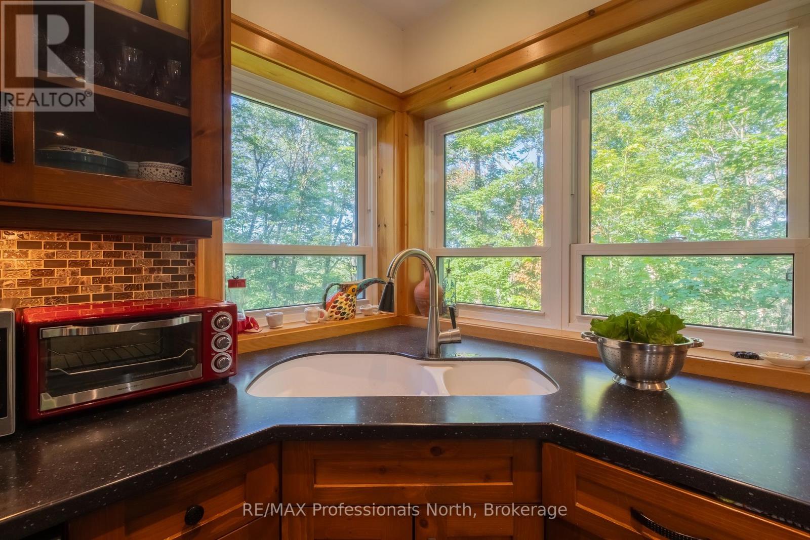 1756 Brunel Road, Huntsville, Ontario  P1H 2J3 - Photo 24 - X13641596
