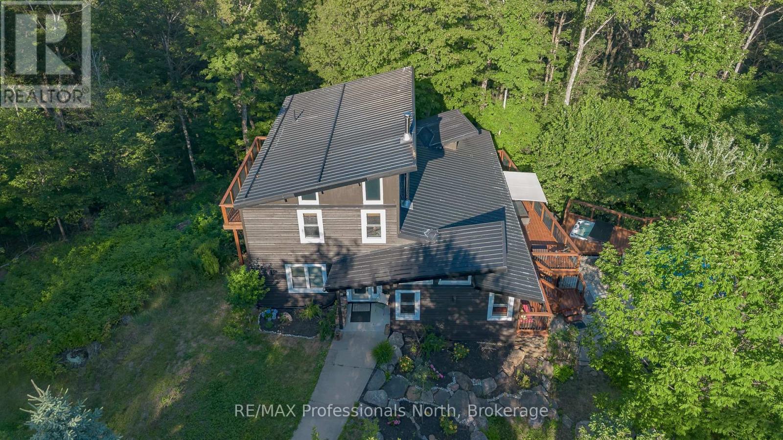 1756 Brunel Road, Huntsville, Ontario  P1H 2J3 - Photo 3 - X13641596